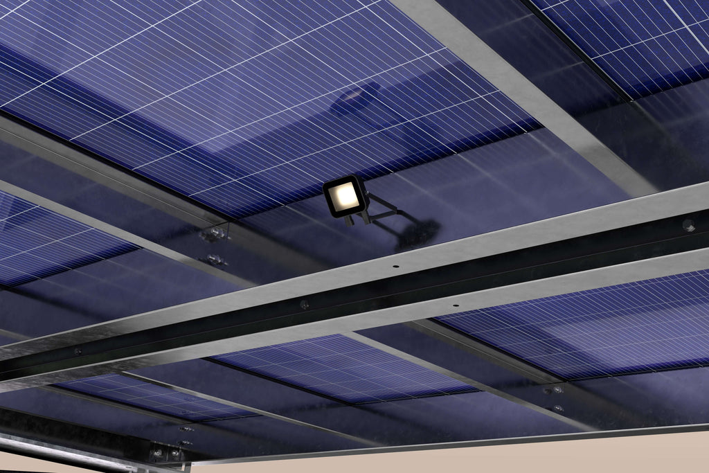 Detailaufnahme des Carportsystems SolarCover mit Solarzellen und integriertem Licht.